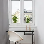 1-bedroom With Balcony - Dluga 65 *