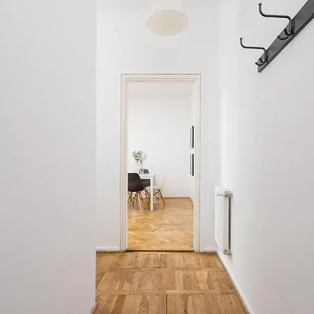 Apartment 1-bedroom With Balcony - Dluga 65