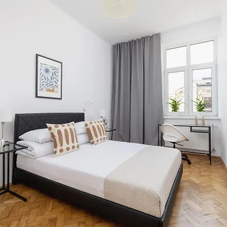1-bedroom With Balcony - Dluga 65 * Krakow