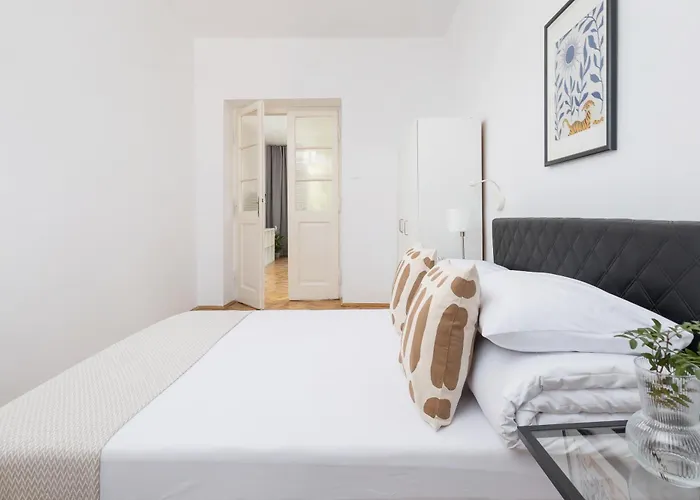 1-bedroom With Balcony - Dluga 65