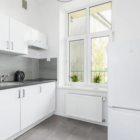 1-bedroom With Balcony - Dluga 65 Lägenhet